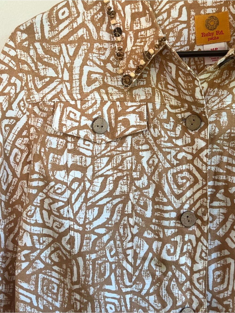 Ruby Rd. Beige & White Geometric Button-Front Shirt Jacket - Picture 4 of 10
